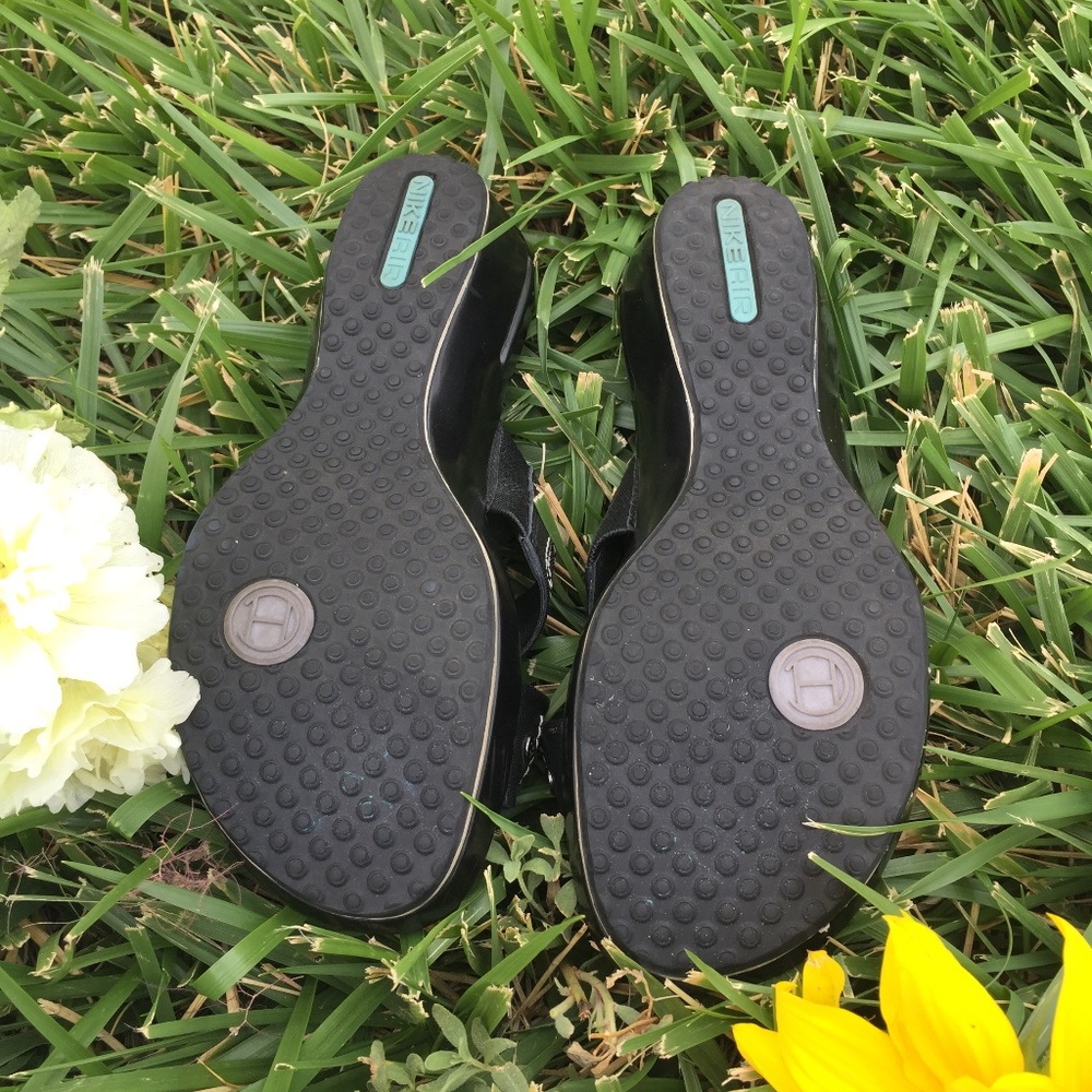 Nike Air - Cole Haan,  black wedge heels, size 7B - Picture 4 of 7
